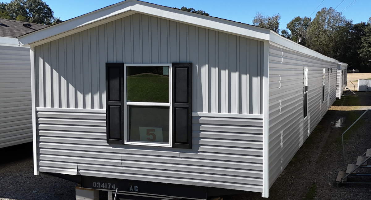 Single wide manufactured homes